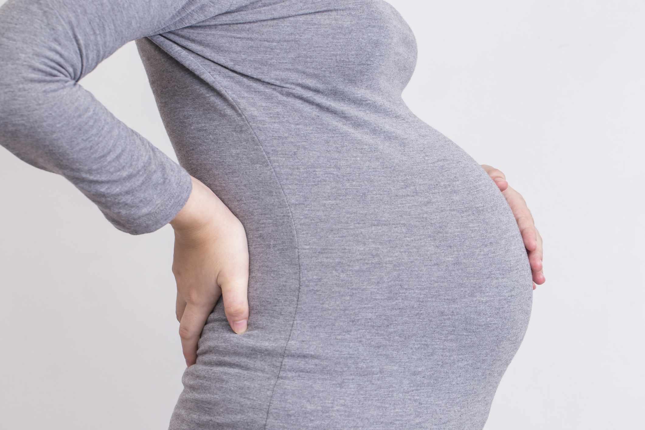 Lombalgia atinge metade das gestantes