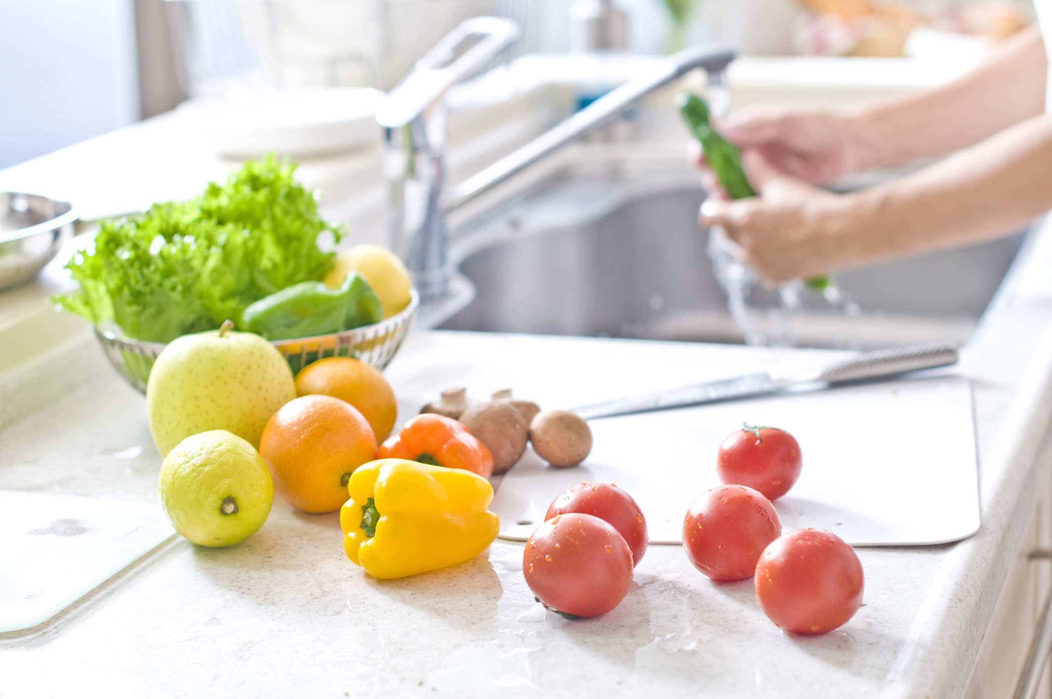 Saiba a importância da correta higienização dos alimentos